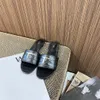 Новые модели модные сандалии дизайнер женский том черный шлепанц