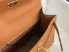 Luxury Brkns Epsom Leather Handbag 7a Vérine en cuir authentique première génération 22cm Brown Single Fornfuv