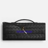 Womens Long Clutch Andiamo mit Griff Botegaveneta Intrecciato Leder Top Griff Kupplung mit metallischem Knoten Verschluss Breite 31 cm Handtaschen mit Cross -Body -Riemen DTP4