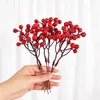 Fleurs décoratives 5pcs Artificial Red Berry tiges mousse de Noël Fruit Fleur branche Simulation Berries Cherry Plant Wedding Party