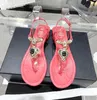 Diseñador de lujo sandalias para mujeres moda de verano amor perla hebilla de hebilla para mujeres sandalias planas zapatillas para mujeres zapatos de playa de cordones