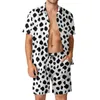 Saisiers de survêtement masculins Dalmatian Dog Men Sets Black Spotted Casual Shorts Shirt Set Summer Novelty Design Suit Short Sleeve Plus Taille