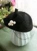 Berets Franse vintage mesh baret wollen kleine tophoed trouwjurkfeest witte bruids hoofdtooi