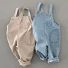 Hemden Frühlingsbaby Overalls Neue Kindermädchen Rolren Denim Pocket Boys Jungensuiten Baby Rolms 2023 Sommer Neugeborene niedliche Overalls Jeans