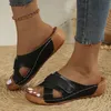 Fonctionnelles Fashion Gold coin Sandales Summer Lightweight Casual Platform Plateppers Femme Plus taille de plage confortable glissades 240412