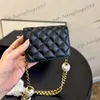 24s Double Pearl Ball Justerbar Gold Chain Mini Vanity Bag Card Holder With Serie Number Lipstick Classic Tiny Flap Purse Fany Pack Midja Purse 12x9x3cm Black White