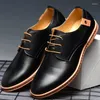 Casual Shoes Fall Men's Leather Fashion Business Lace Up Soft Bekväm manlig verktyg Flat handgjorda vuxna Oxford