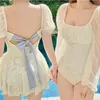 Japanska och koreanska kjol i ett stycke Swimsuit Female French Fairy Halter Sexig Puff Sleeve Conservative Hot Spring Swimsuit