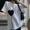 Magliette da donna in stile coreano t-shirt love t-shirt nero giunta manica corta insing tees estate sciolta o collo casual top 2024