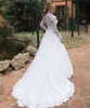 Elegante lange Spitze Schatz Brautkleider mit Ärmeln A-Line Elfenbein Tüll Sweep Zug bedeckte Rücken klassische Brautkleider für Frauen