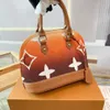 24Ss Frauen Luxurys Designer Blume Mini Totes Shell Handtasche Shouder Crossbody Ladies Handtaschen Beutel Geldbörse im Freien 24 cm