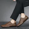 Casual skor äkta läder manliga lägenheter 2024 all-match mode oxfords män snörning bekväm sko