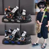 Sommersandalen für Boy Trend Mode Kinder -Freizeitschuhe koreanische Style Antislippery Beach Sandalen für Kinder Softsoled 240409