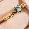 Bröllopsringar Ny Fashion Crystal Twist Classical Heart Wedding Rings for Women Gold Color Elegant förlovningsringar Tiny Zircon Gift Jewelry