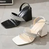 Chaussures habillées Femmes Sandales Righestones pompes femelles talons hauts 2024 à la mode Toe Toe décontracté à l'extérieur Les femmes élégantes