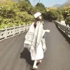 Утолщенный тепловый туризм Шаль женская имитация кашемирового наружного слоя двойное этническое стиль плащ с кондиционером.