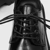 Casual schoenen Hoogte Kwaliteit 2024 Spring echte lederen herenhoogte toenemende straat tieners dagelijkse jurk zwarte hombre business