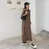 Vestidos casuais 2024 verão tamanho grande lazer de lazer de férias de férias longas Padrão de leopardo de manga curta para mulheres