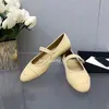 24 Nieuwe stijl Designer Ballet Shoes Women Mary Jane Spring Round Round Round Schoenen Zomer Autumn Flat Sole Shoes with Cross Belt 25902-3-5-1-7