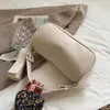 Сумки на плечах мини -кожаные сумки для женщин для женщин -дизайнерская роскошная сумка по кроссовым кузовым мешок 2024 Летний модный широкий ремешок подмышка