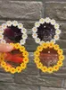 Lunettes de soleil encadre les lunettes de soleil enfants