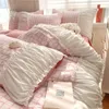 Koreański styl pościel księżniczki luksusowy różowy kołdra kratowy falbany koronkowe łóżka blachy poduszki 240416