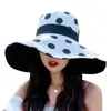 Berets breiter Krempe Frauen Sonnenvisor Hat Mode faltbare Eimer Hats Beach Cap geflimmte Anti-UV-Sommer