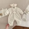 One-Pieces Ins Newborn Girls Rompers Spring Lace Butterfly Cotton Long Sleeve Loose Baby Girls Jumpsuit Solid 2024 Infant Girls Outfits