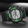 Montre-bracelets LED Men de montre numérique LED Variété de styles Cool Sports Electronic 2024 Montres avec boutons Summer étanche Reloj Hombre