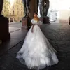 Klasyczne długie tiulowe sukienki ślubne na ramię z kwiatami A-line białe pliski Sieknięcie pociąg ślubny koronkowy w górę Vestido de novia sukienki dla kobiet