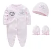 Född Baby Boys Romper Royal Crown Prince 100% Bomullskläder Set With Cap Handskar Spädbarn Girl One-Pieces Footies Sleepsuits 240424