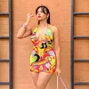 Lässige Kleider 10pcs Halfter für Frauen Sommer 2024 Sexy V-Ausschnitt Print Y2K Vestidos Streetwear Rückenless Bodycon Kleidung Großhandel M11516