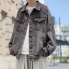 Vestes pour hommes veste de style hop rétro de denim avec un revers multi-poches pour manteau de streetwear plus taille à manches longues mono-poitrine