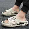Sandals Men pour hommes extérieurs Slippers Anti-wear Home Slipper for Men Sports Soft Now-Slip Fashion Footwear masculin