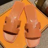 lyxiga sandaler designer sandaler tofflor oran sandal skjutreglage mular kvinnor sandaler äkta läder bruna svarta klassiker flip flop sandales sandles kvinnliga bilder
