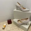 Sandálias de designer de luxo para mulheres sapatos de vestido de festa de verão altos saltos altos sexy altos