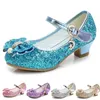 Sandaler 2024 Fashion Princess Butterfly Leather Shoes Girls Party Dance Bowknot Shoes Kids Diamond High Heel Children Dance Glitter Shoe 240423