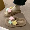 Talltor Vinterflickor Furry Warm Shoes Thick-Soled Star Flip-Flops 2024 Kort plysch Flat Home Cotton för kvinnor