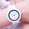 Zegarek na rękę białe zegarki dla kobiet mody silikonowy zespół analogowy kwarc zegarek dla kobiet zegarki kwarcowe na rękę renogio feminino reloj 240423