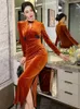 Lässige Kleider Vintage Elegante Frauen Kleid Qipao Orange Pailletten Velvet Perlen Hohlschnitten Falten Bodycon Schlitzgewand Bankett Abendparty