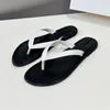 Mode klassisk stil kvinnliga tofflor sommar 2024 nya blandade färger klipp tå design verkar tunna strandskor eva material komfort textur dam flip flops