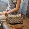 10 Neue Brustbeutel Druck Crescent Knödel großer Kapazität Schlinge Schulter Damen Bag Messenger Handtaschen Top Top