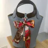 Bolsa de sacola de couro genuíno clássico e moda nicho de lichia cesta de legumes estampados de grande capacidade