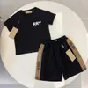 vestiti per bambini abiti da bambino ragazzo ragazzo figlia fratello set kid designer a due pezzi set padre mercoledì 100% di lussuoso marchio di lusso comodo traspirato senza pillole