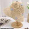 Basker Böhmen Hollow Blue Flower Straw Caps för kvinnor Sommaren Sjid Semester Sun Protection Hat Sense Beach Bucket