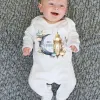 Tek parça benim ilk Ramazan Bebek Babyggrow Sleepsuit Uzun Kollu Bebek Kız Sleepsuit Baskı Mürettebat Boyun Romper 1. Ramazan Bebekler Giysileri