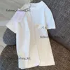 Desinger T 셔츠 여성 Chanells 신발 셔츠 C 편지 패턴 최고 품질의 T 셔츠 여름 고급 의류 패션 라운드 넥 샤넬 샌들 티셔츠 980