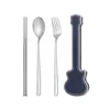 Set di stoviglie 2/3pcs cucchiaio forchetta tacchette per posate set di chitarra scatola per chitarra 304 Accessorio per cucine portatile da tavolo da cucina in acciaio inossidabile