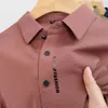 Waffle Men high-end kortärmad t-shirt Summer Light Luxury Ice Silk Business Seamless Lapel Polo Shirts Thin Section240416