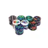 Wee Grinder 40mm 4 Camadas Acessório de fumaça inteiro Corpo UV Imprimir cigarros Grinder vários padrões de trituradores de cigarros de liga de zinco bong Bong